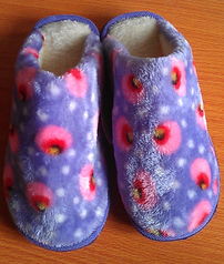 棉拖鞋廠家直銷 優(yōu)質(zhì)生活日用品，溫暖你的每一天